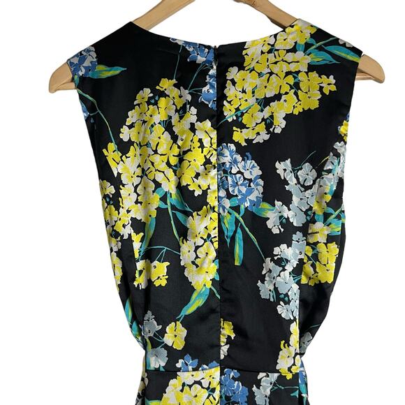 Slate & Willow Black Mixed-Media Floral Polka Dot Sheath V-Neck Dress 12 - Picture 10 of 13